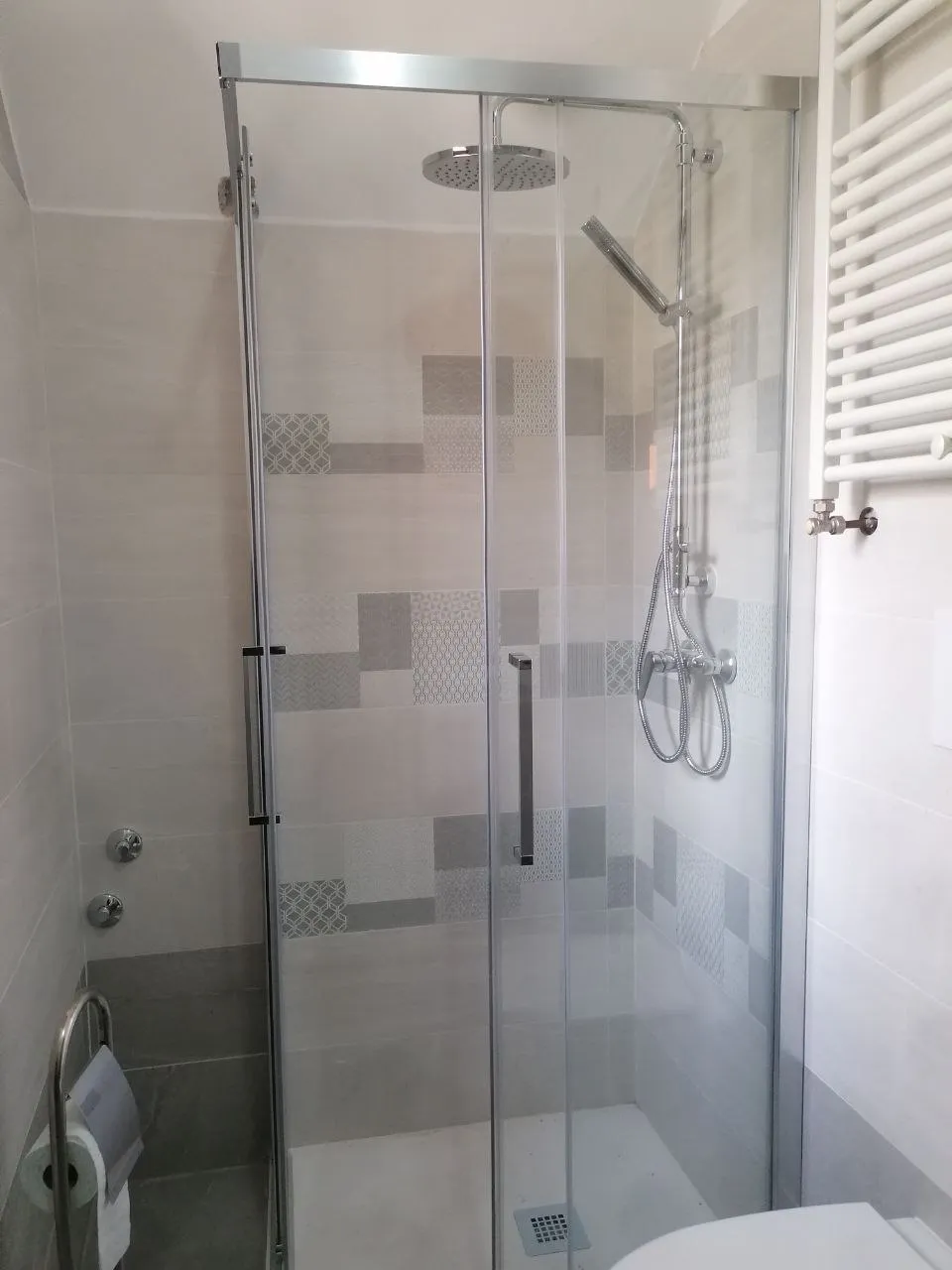 Dettaglio fughe e posa